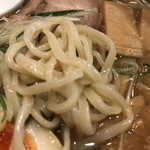 山崎麺二郎 - 塩らーめんの麺(もっちり平打ち太麺)