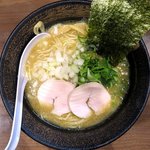 麺屋 甲武信 - 濃厚醤油鶏白湯そば