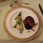 中禅寺金谷ホテル - とちぎ和牛フィレ肉のポワレ　赤ワインソース