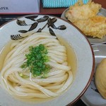 讃岐うどん いわい - ひやあつ・とり天・いなりずし