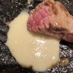 トゥッカーノグリル - ニンニクドレッシングをかけてみた...、サラダ用だけど...