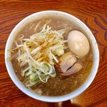 ロックオブエイジズ - 限定の魚介豚骨、太ストレート麺