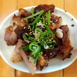 らーめん森や。 - カリフリ豚端っこ盛