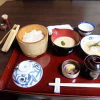 むぎとろ・日本料理 黒やなぎ - 