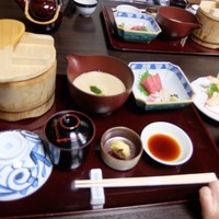 むぎとろ・日本料理 黒やなぎ - 