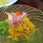 Akasaka Tsutsui - 名物のモヤシサラダ