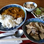 千人館 写楽 - カレーセット　煮物とサラダ付き1080円