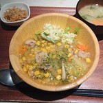 エニシ - 豚肉と野菜のハーブ煮あんかけ¥500-