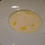 ビストロ ル・ボントン - じゃがいもと根セロリのクリームポタージュスープ