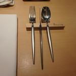 サンプリシテ - カトラリー