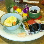 梅寿司 - 昼膳（１２５０円）