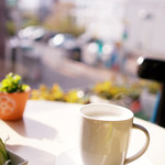 喫茶 マロン - 優しい甘みのホットミルクで休息。