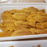 丸和 阿部商店 - ウニが大粒です♪