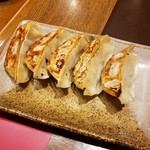 越後秘蔵麺　無尽蔵 - 特製餃子(５個) 421円