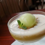 カフェ オリーブ - これは外せない。