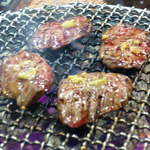 炭火焼肉 矢つぐ - 