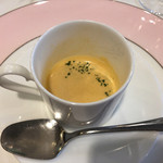 北島亭 - 赤座海老のビスク。