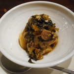 ロウホウトイ - 豚肉、筍、マコモダケ、高菜煮込み