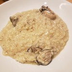 オイスターラバーズ - 牡蠣とゴルゴンゾーラのリゾット