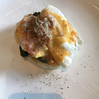 グランド キッチン - ブレックファストブッフェ４４００円
                    （宿泊者以外は４９５０円）
                    ずわい蟹のエッグベネディクト。見た目も、美味しい〜（╹◡╹）（笑）