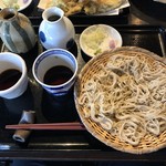 蕎麦 美酒 健肴 佳蕎庵 - 