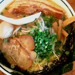 東京とんこつ とんとら - とんとら味噌ラーメン(全部乗せ)