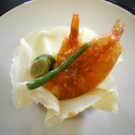 煌 - 海老と小野菜のバスケット・チリソース
