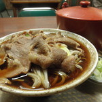 加藤そば屋 - 肉蕎麦（冬季限定）　700円　(2011.12)