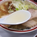 田中そば店 - 中華そばのスープ