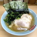 横浜ラーメン 町田家 - チャーシュー麺並盛（920円）