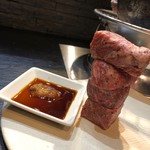 焼肉 金山商店 - 赤身ストーン