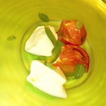 VIA Brianza - モッツァレラトマト、ハーブはオレガノと個性的