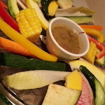 VIA Brianza - ナスや瓜が加わり初秋のバーニャカウダ