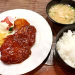 山小屋 - 20190507本日のランチ ハンバーグ