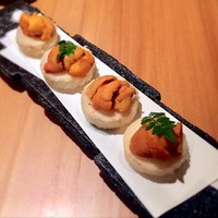 割烹 うづき - 京芋の唐揚げ生雲丹添え