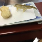 107297657 - 公魚立ってます！