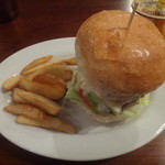 パントリー コヨーテ - アボガドバーガー