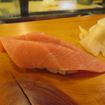 吉乃寿司 - 中とろ