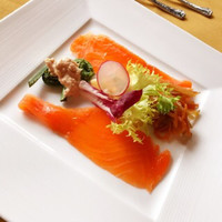 万平ホテル メインダイニングルーム - 信州サーモンと山菜