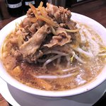 ラーメンとスタミナ丼　直成 - 『肉ラーメン』 900円。