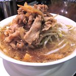 ラーメンとスタミナ丼　直成 - 『肉ラーメン』 900円。