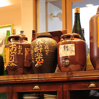 我们有与新鲜的鱼和日本料理搭配的当地酒和龟锅烧酒！