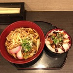 うどん そば 壺屋 - ミニ味噌カツ丼セットきしめん550円