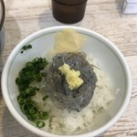 中華そば 四つ葉 - 生しらす丼 ￥400