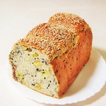 イエスボーノミュージアム - 芋栗ごま食パン。１斤360円