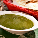 ラクシュミー - 【シングルカレーセット 日替わりスペシャルカレーセット@税込980円】ほうれん草とパニール（チーズ）のカレー