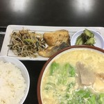 Misoshiru Tei Hide - 白みそ汁玉子とじ定食