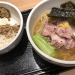 真鯛らーめん 麺魚 錦糸町パルコ店 - オリジナル鰤ラーメン雑炊セット