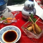 料亭旅館 臨水 - どろめ、酒盗(雪だるまの中)、チャンバラ貝