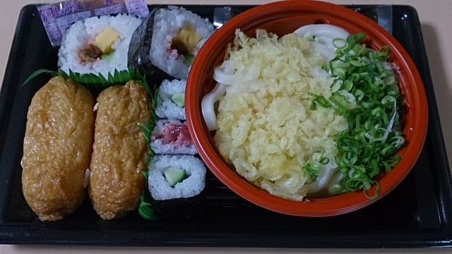 ヤマザワ 鶴岡店 - 羽前大山（コンビニ・スーパー）の写真